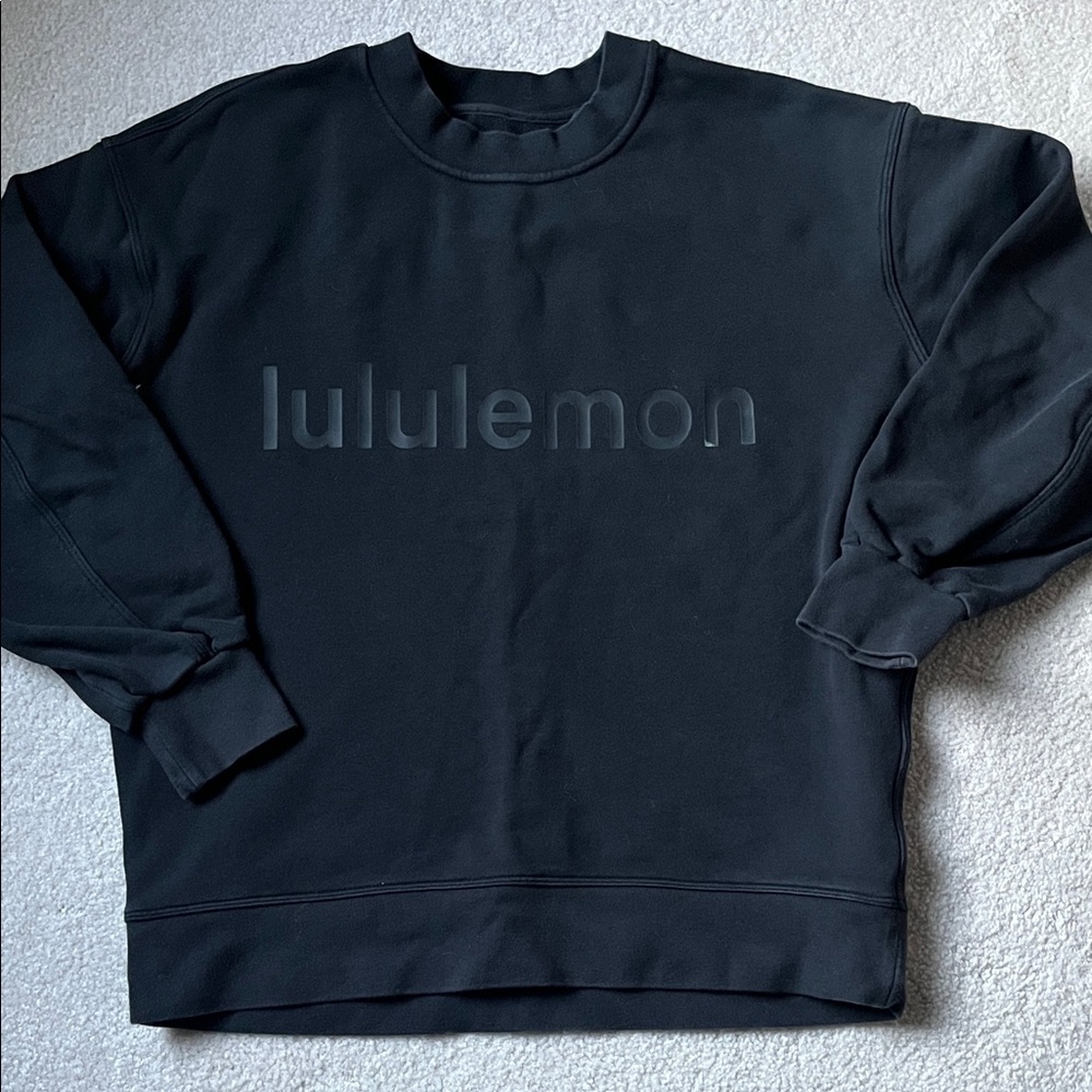 Lululemon word mark sweatshirt